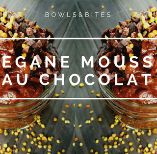 Vegane Mousse au Chocolat aus Avocado, Datteln & Roh-Kakao #vegan #laktosefrei #glutenfrei #paleo by bowlsnbites.com